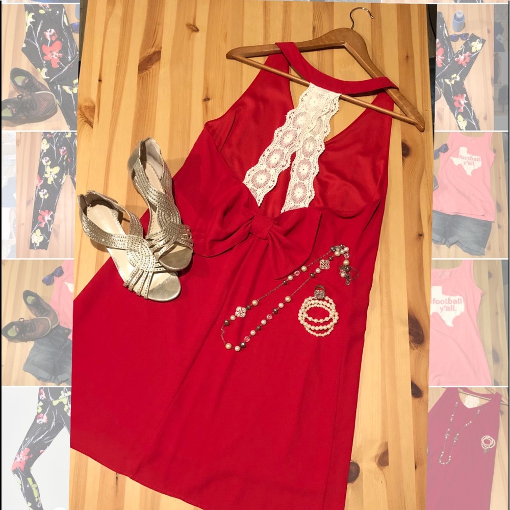 Altar’d State dress w/ bow & lace back detailing